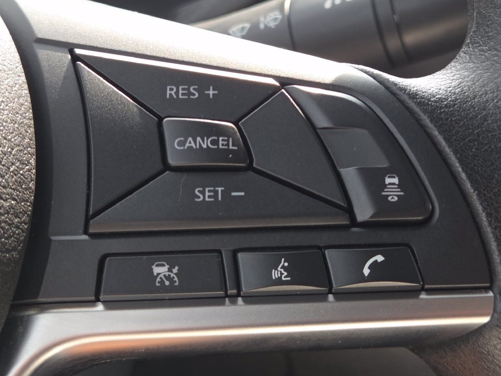 Certified 2025 Nissan Sentra SV FWD image 12