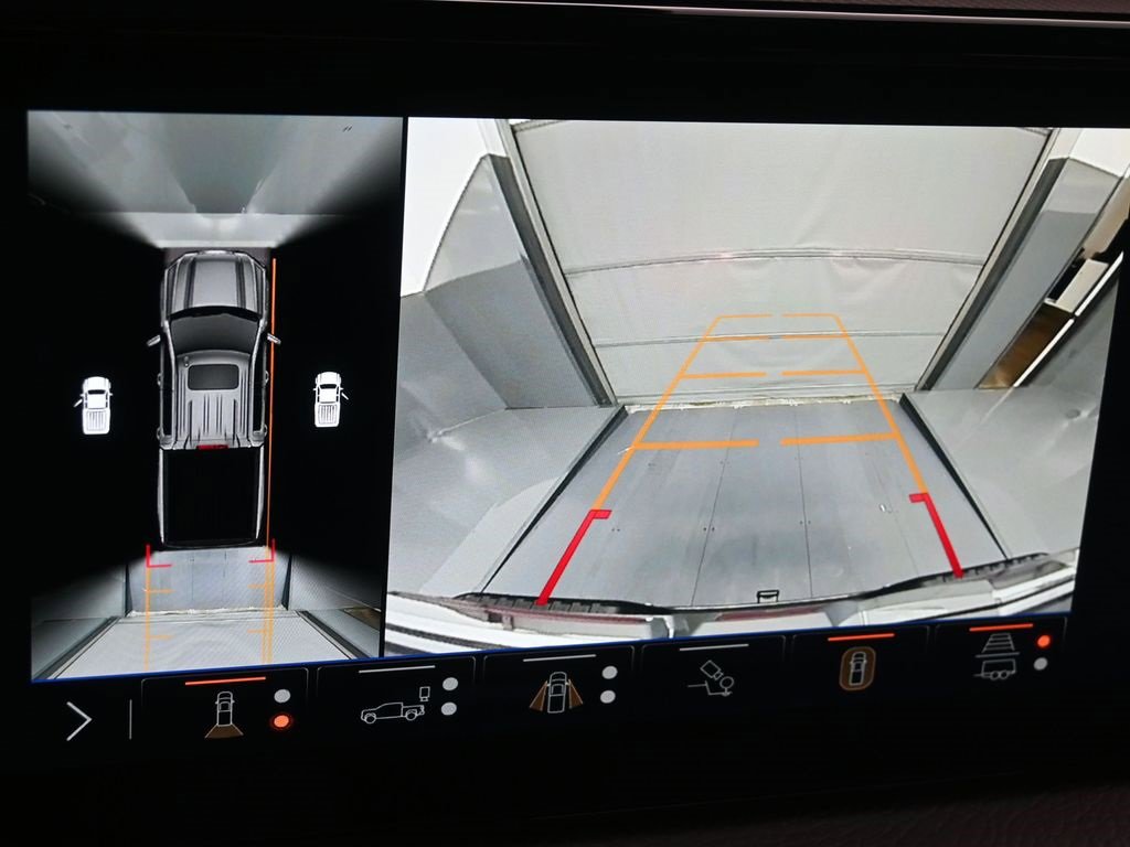 Used 2024 GMC Sierra 1500 Denali w/ Technology Package image 11