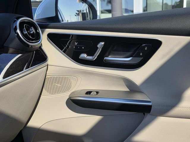 New 2026 Mercedes-Benz GLC 300 image 14