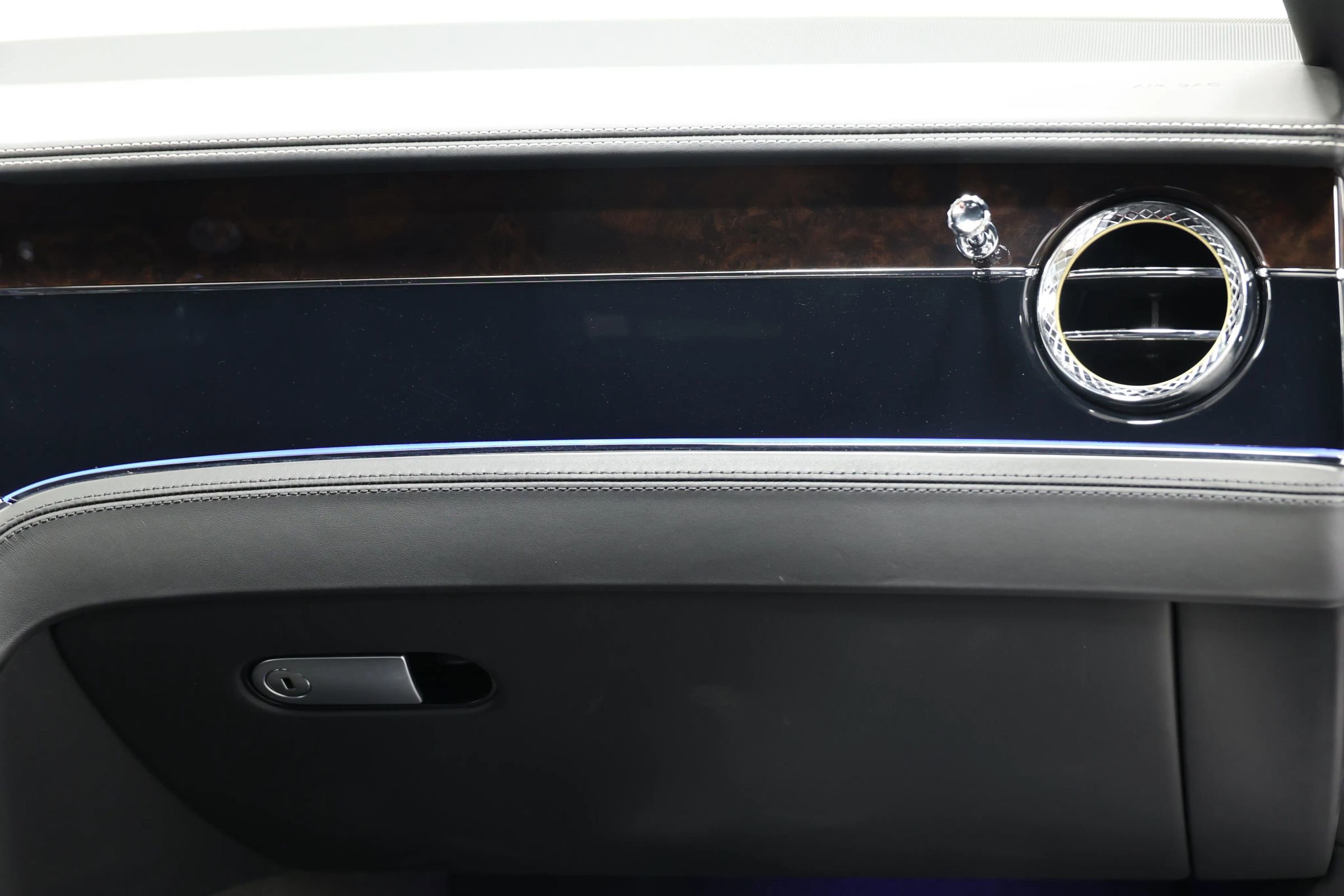 Used 2020 Bentley Continental GT image 93