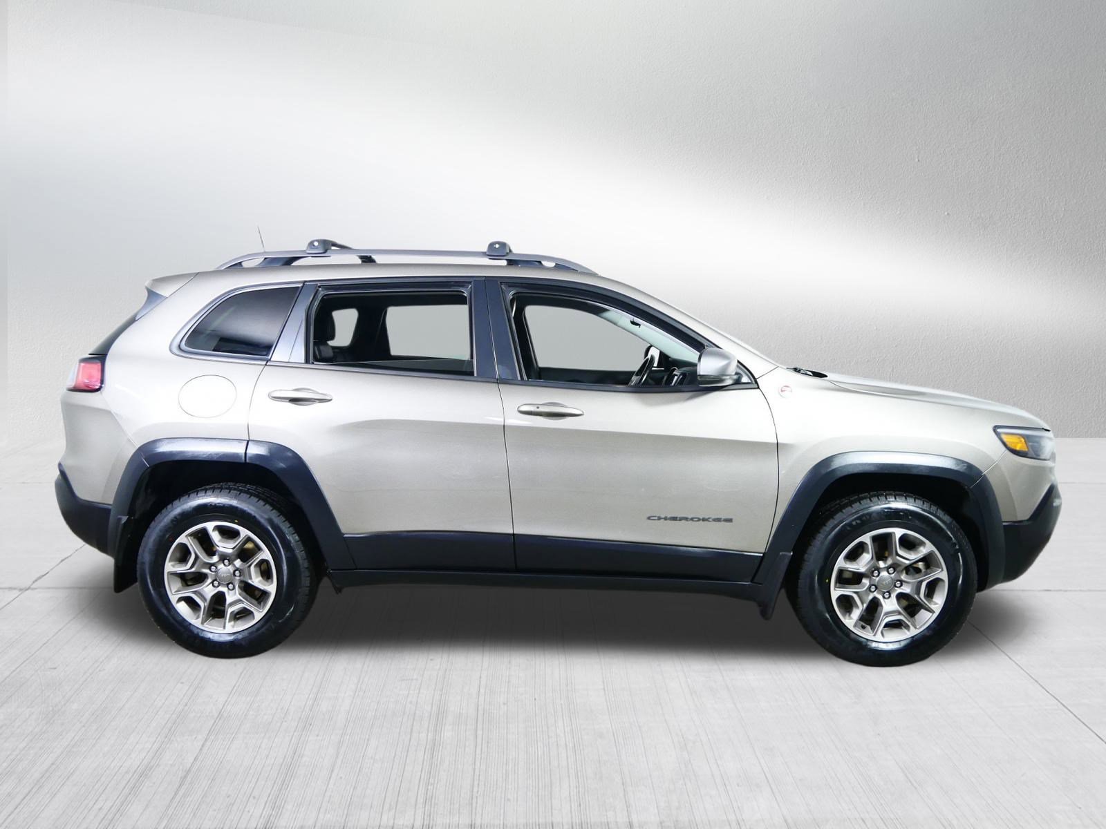 Used 2021 Jeep Cherokee Trailhawk w/ Trailer Tow Group image 8