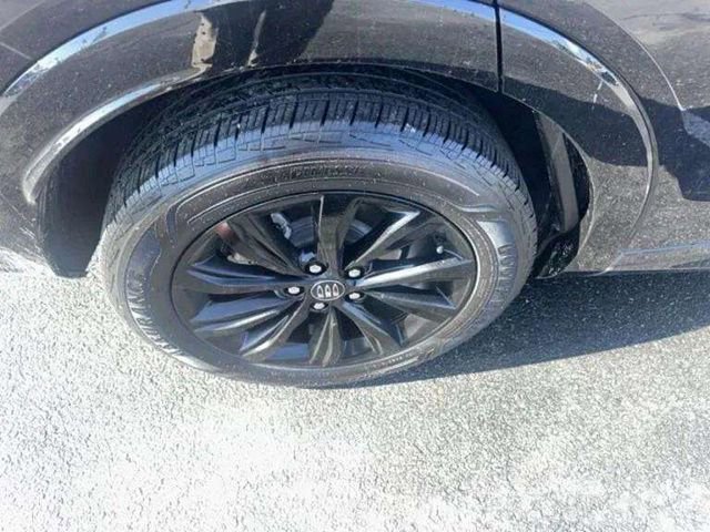 Used 2025 Buick Envista Sport Touring FWD image 22