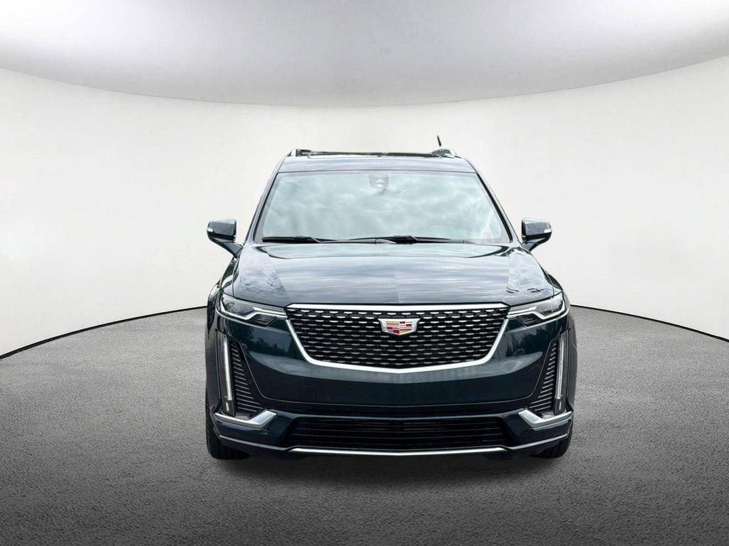 Certified 2024 Cadillac XT6 Luxury w/ LPO, Floor Liner Package AWD/4WD image 23