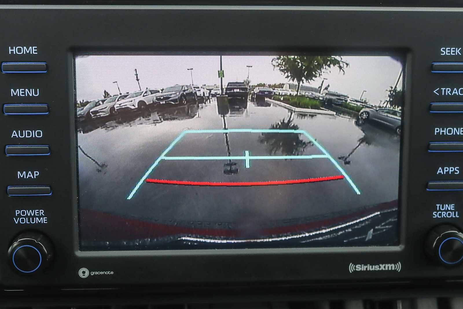 Used 2021 Toyota RAV4 XLE image 21