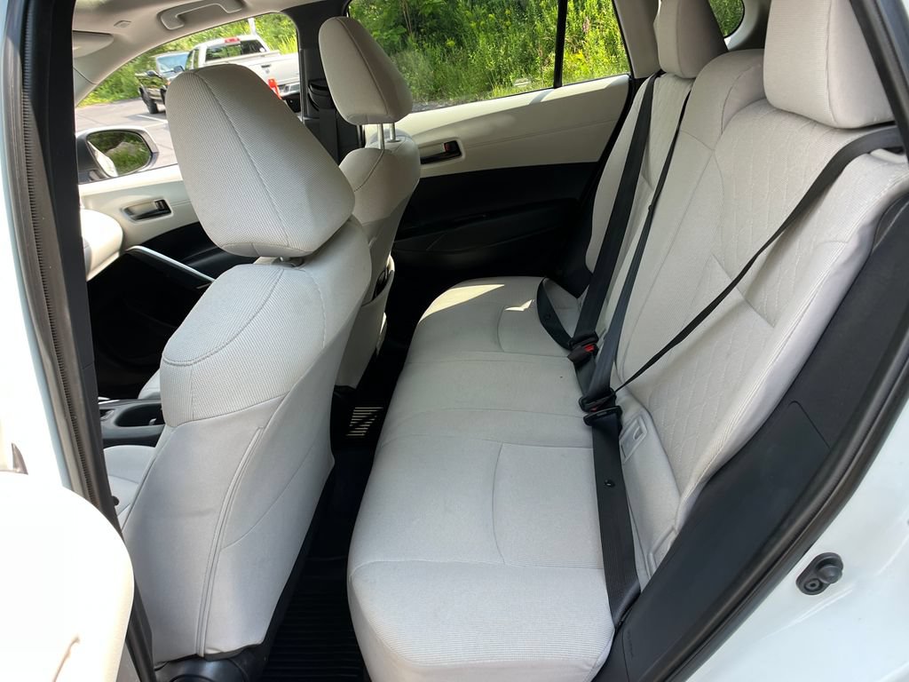 Certified 2023 Toyota Corolla Cross LE w/ Moonroof Package AWD/4WD image 23