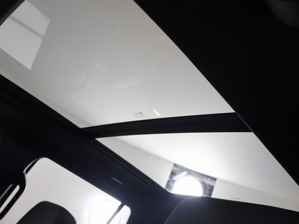 Used 2022 Chevrolet Tahoe LT w/ LT Signature Plus Package image 7