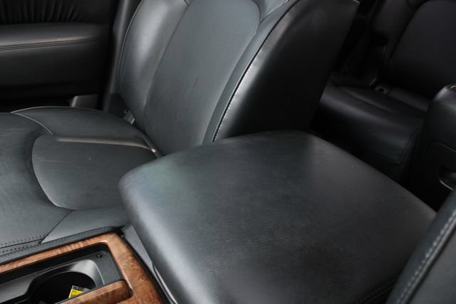 Used 2021 Nissan Armada SL w/ Captain's Chairs Package AWD/4WD image 21