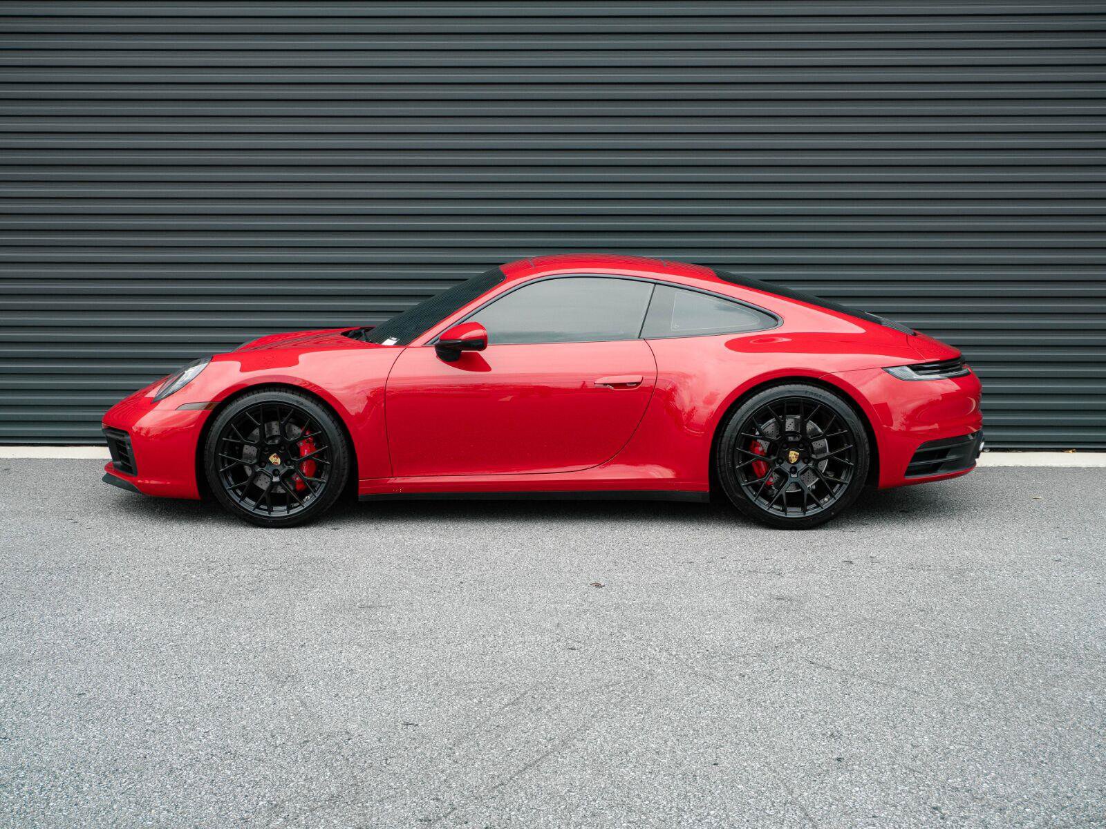 Used 2020 Porsche 911 Carrera 4S w/ Sport Package AWD/4WD image 2