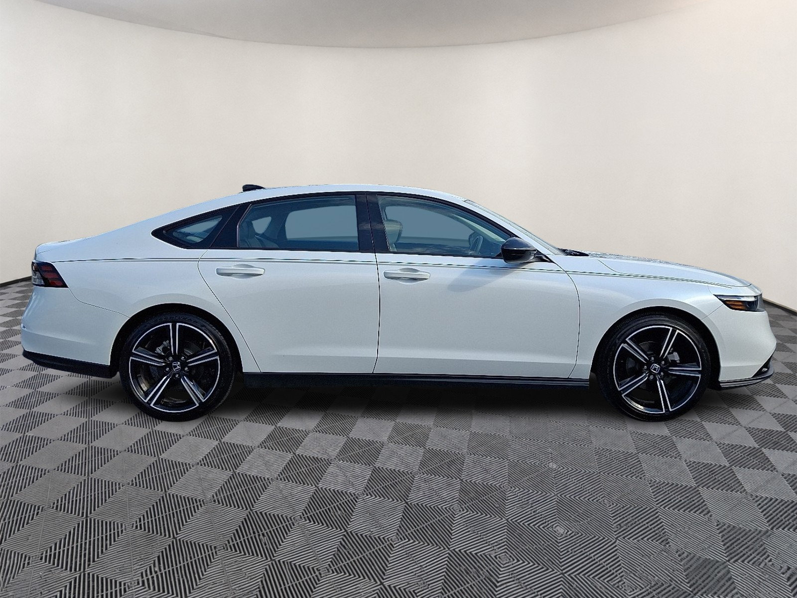 Used 2026 Honda Accord SE image 7