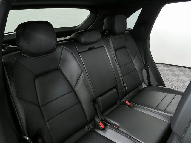 New 2026 Porsche Cayenne AWD image 22