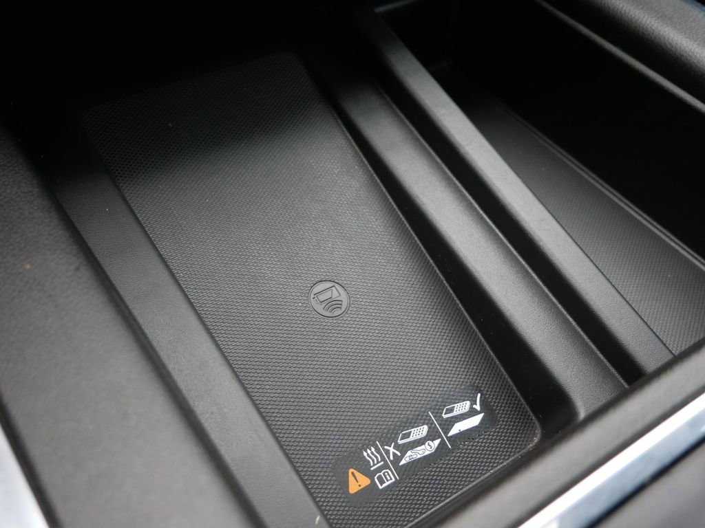 Used 2022 GMC Sierra 1500 Denali w/ Denali Premium Package image 21