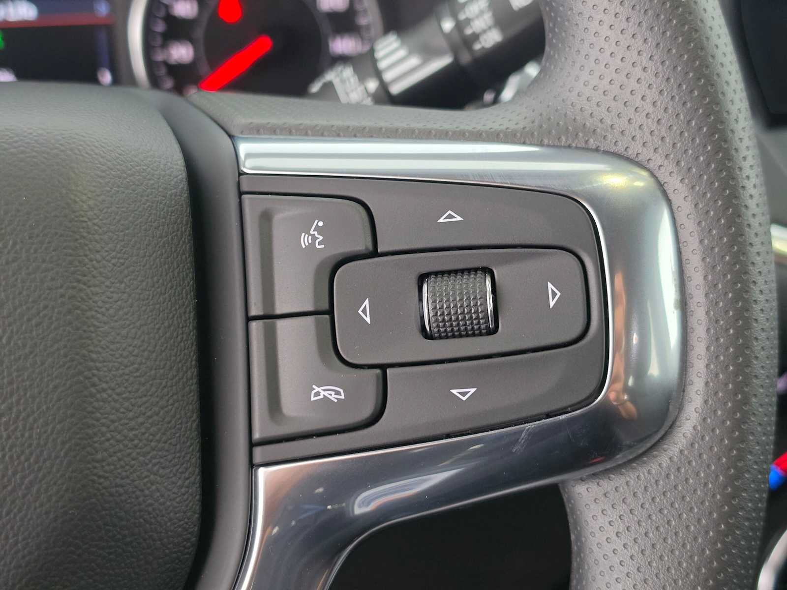 New 2026 Chevrolet Blazer LT w/ LPO, Floor Liner Package FWD image 29