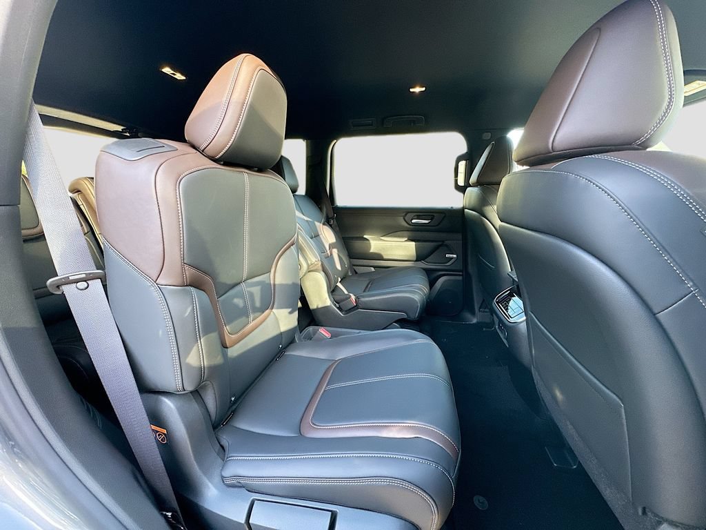 New 2026 Nissan Armada SL w/ Captain's Chari Seat Package AWD/4WD image 30