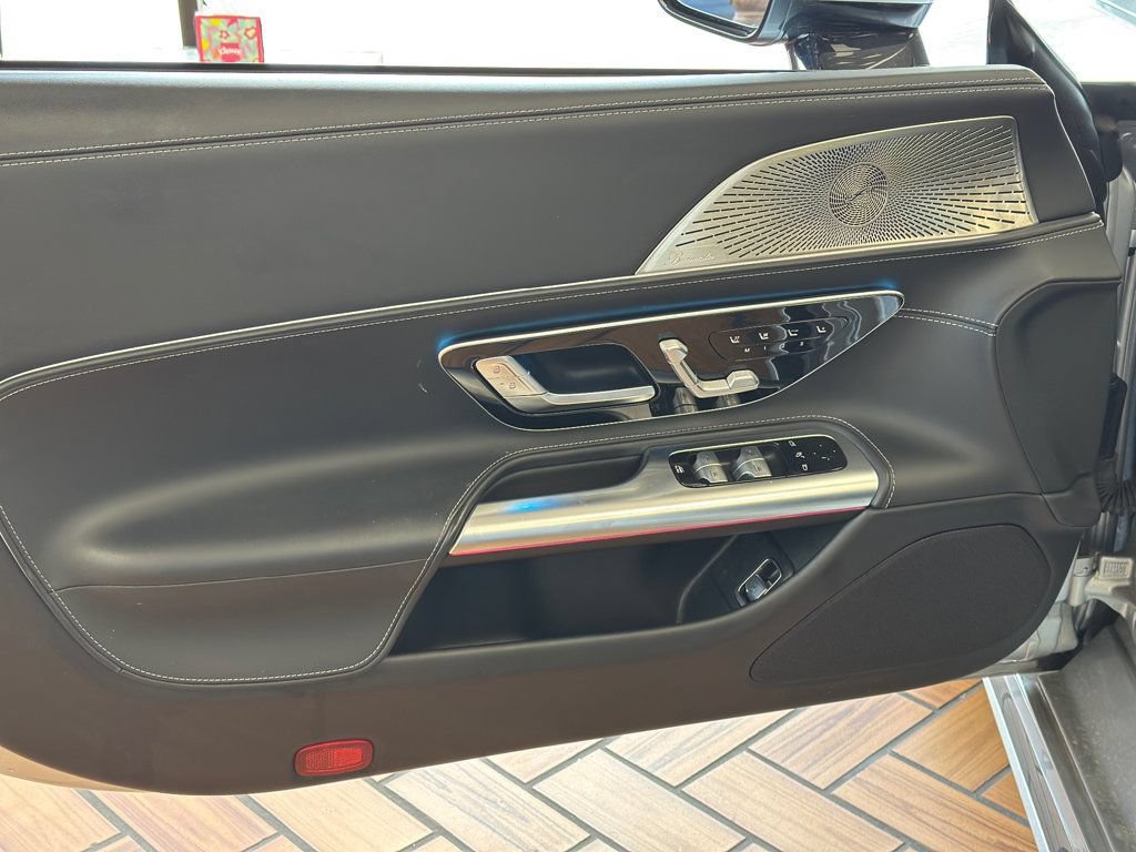 Used 2022 Mercedes-Benz SL 55 AMG 4MATIC image 15