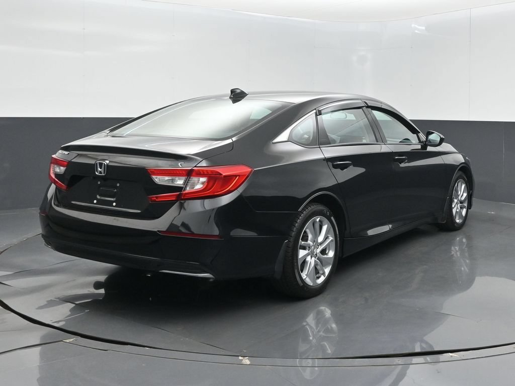 Used 2018 Honda Accord LX image 7