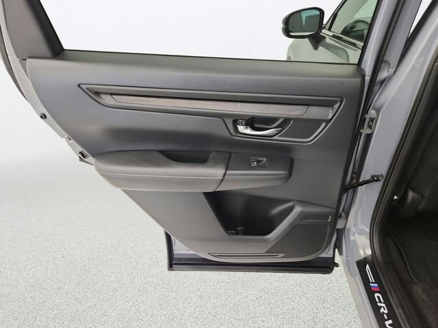 Used 2025 Honda CR-V Sport image 25