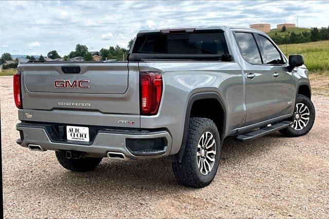 Used 2023 GMC Sierra 1500 AT4 w/ AT4 Preferred Package image 5