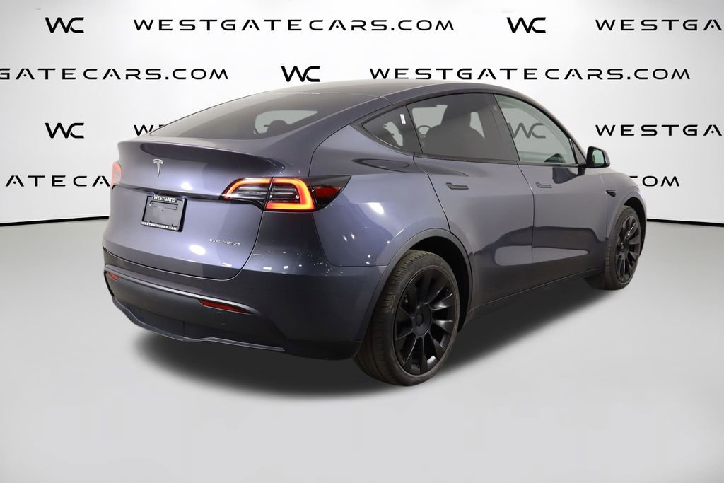 Used 2023 Tesla Model Y Long Range AWD/4WD image 45