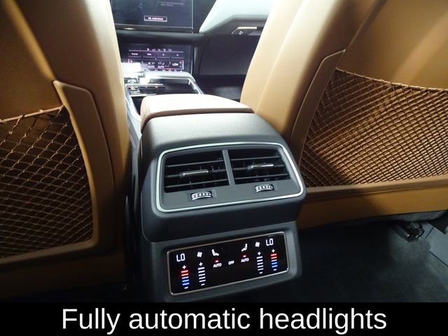 Used 2019 Audi e-tron Prestige w/ Prestige Package image 24