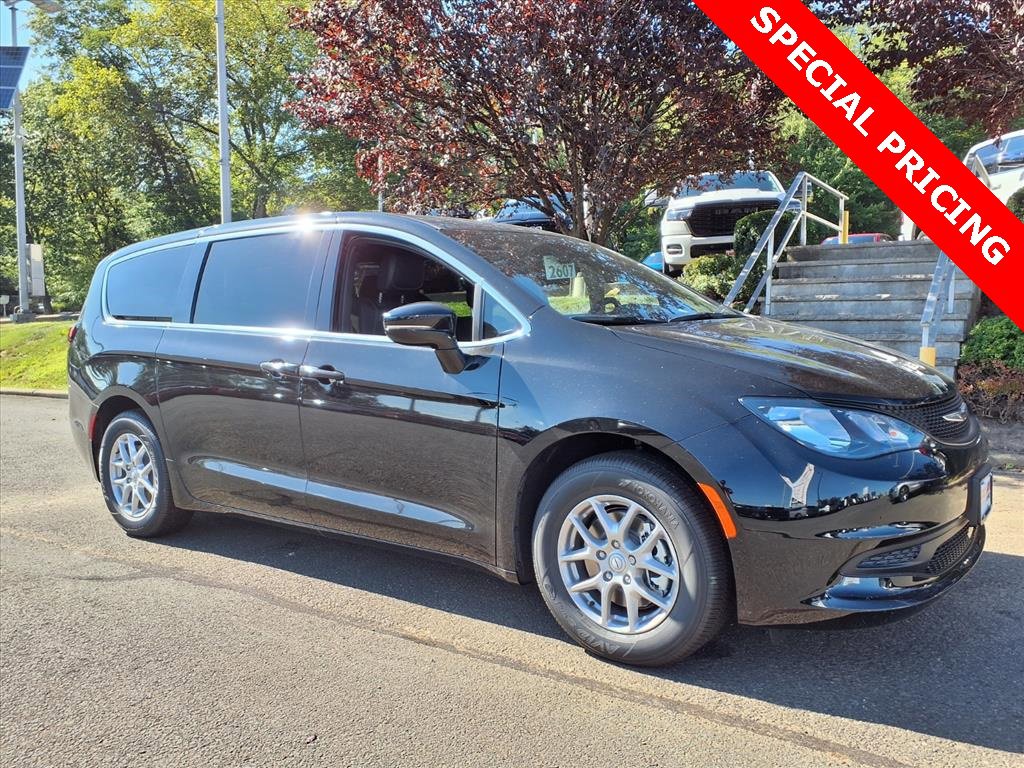 New 2026 Chrysler Voyager LX