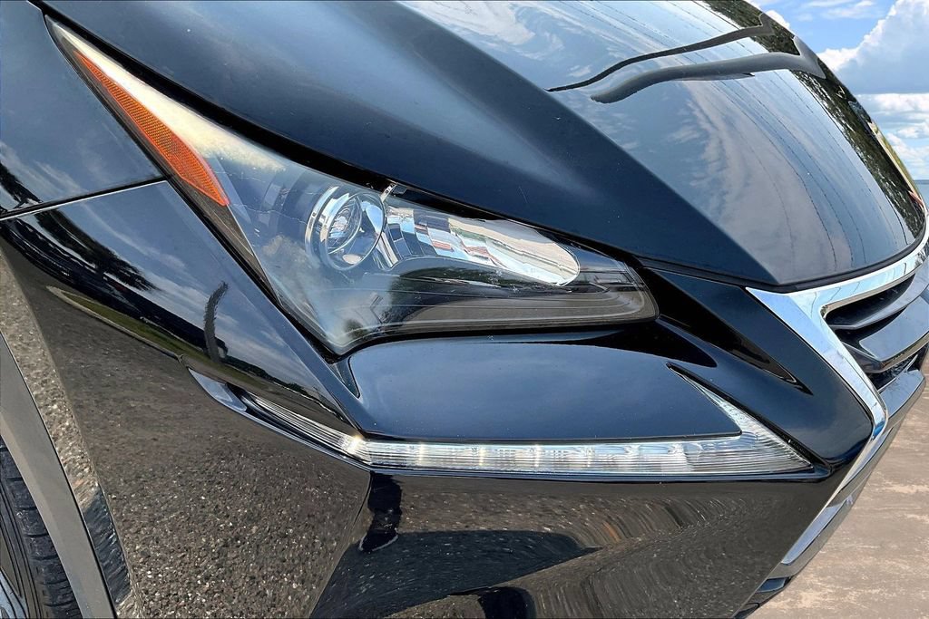 Used 2016 Lexus NX 200t FWD image 32