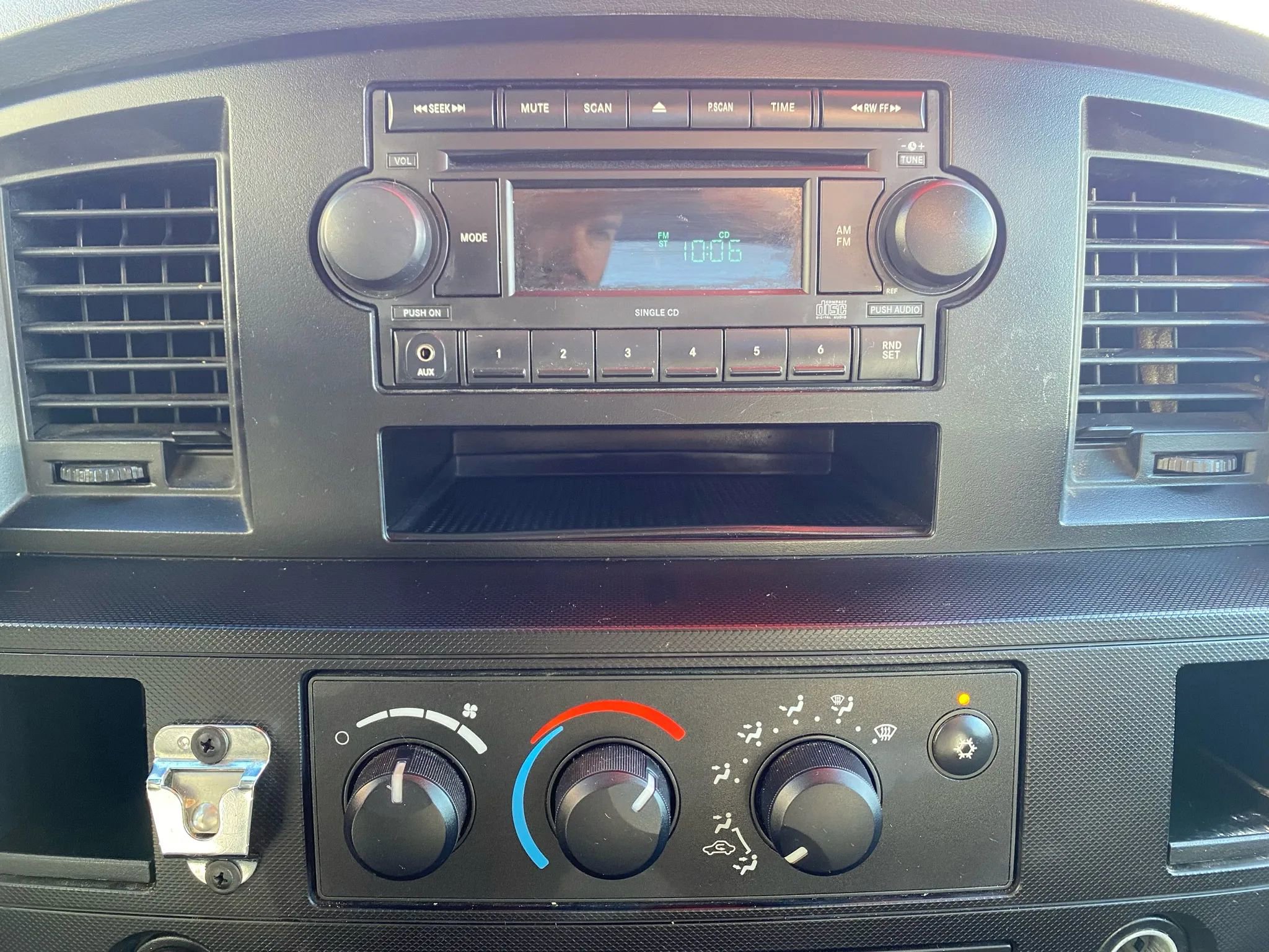 Used 2009 Dodge Ram 2500 Truck ST image 13