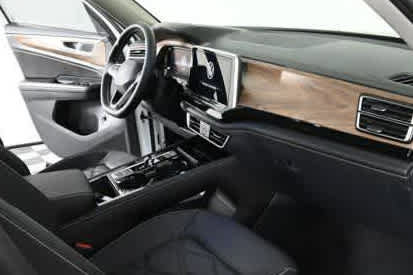 New 2026 Volkswagen Atlas SE FWD image 17