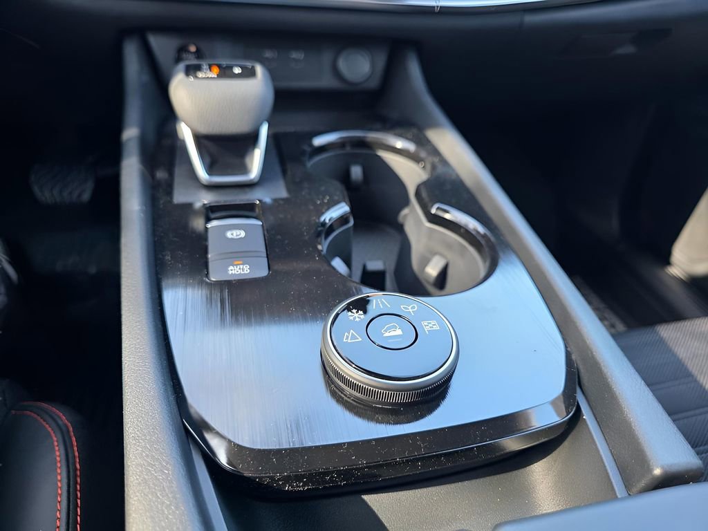 New 2026 Nissan Rogue SV image 28