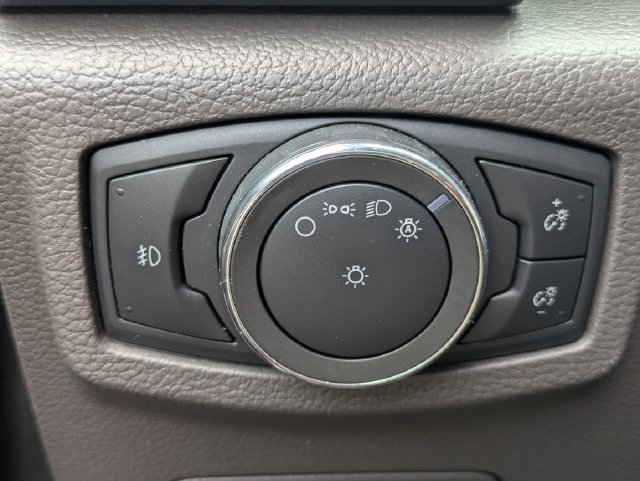 Used 2020 Ford Expedition Limited RWD image 22