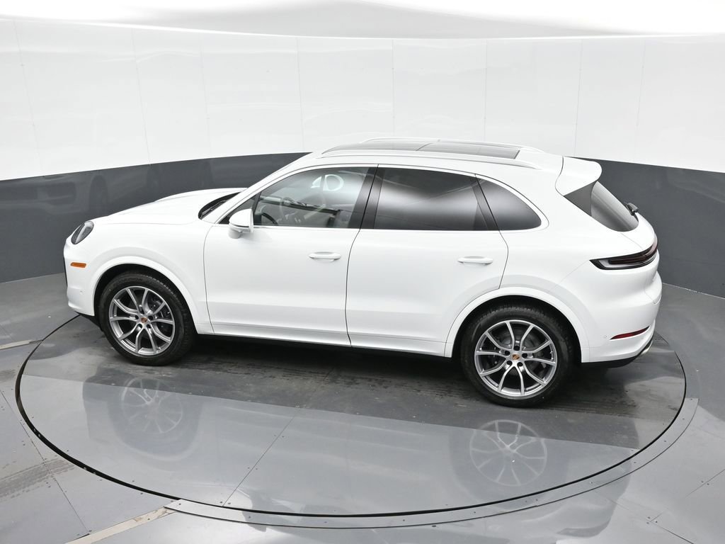 New 2026 Porsche Cayenne image 27