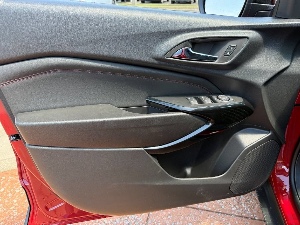 New 2026 Chevrolet Trax RS w/ Driver Confidence Package FWD image 8