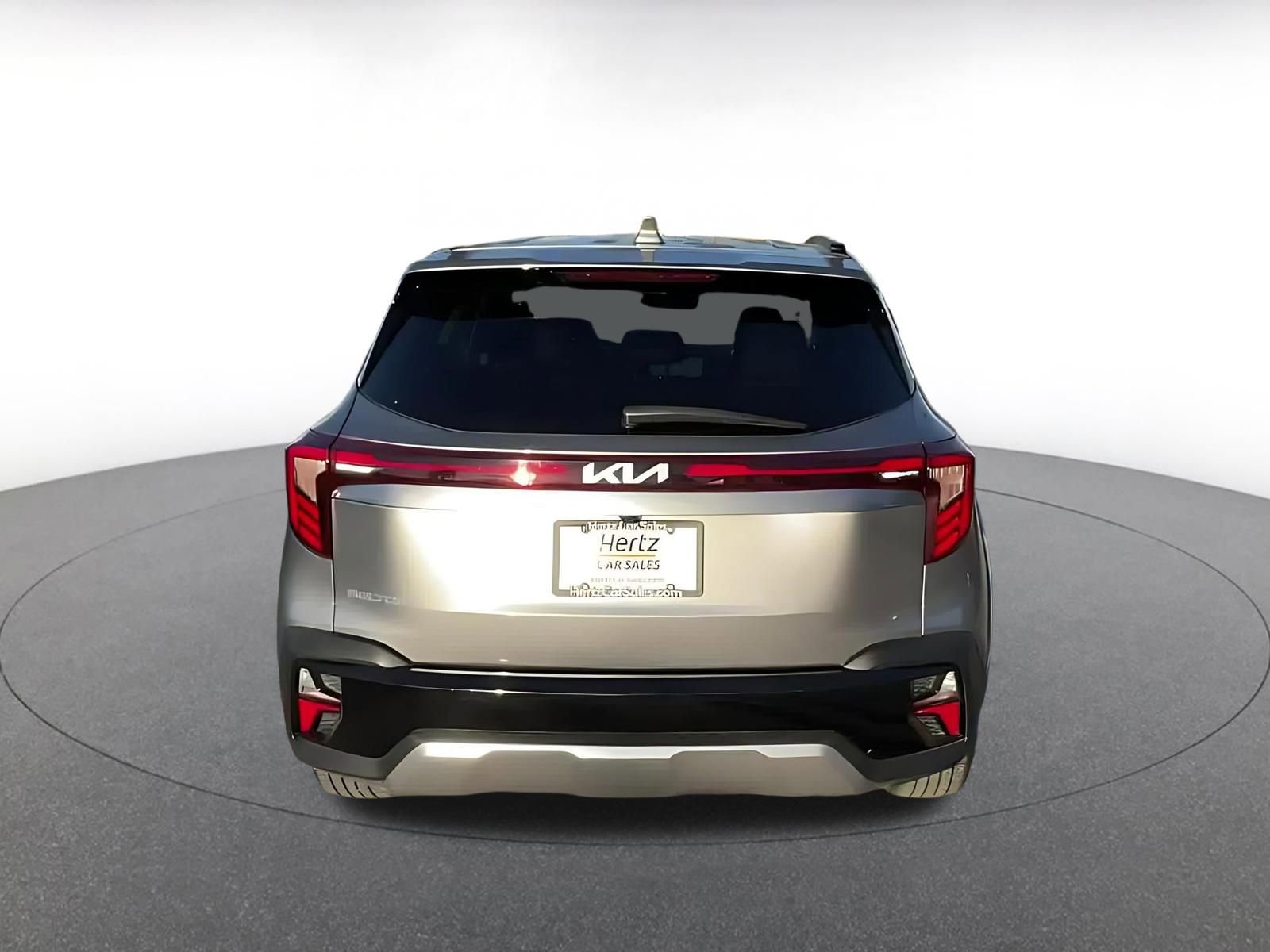 Used 2025 Kia Seltos S image 12