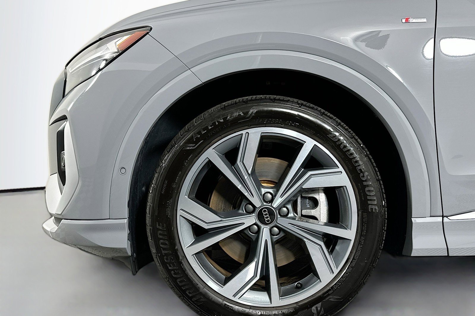 Used 2024 Audi Q4 e-tron Premium Plus w/ Premium Plus image 12