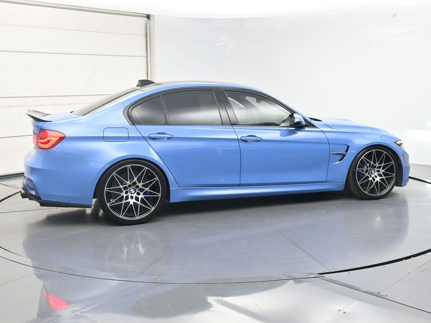 Used 2018 BMW M3 RWD image 33