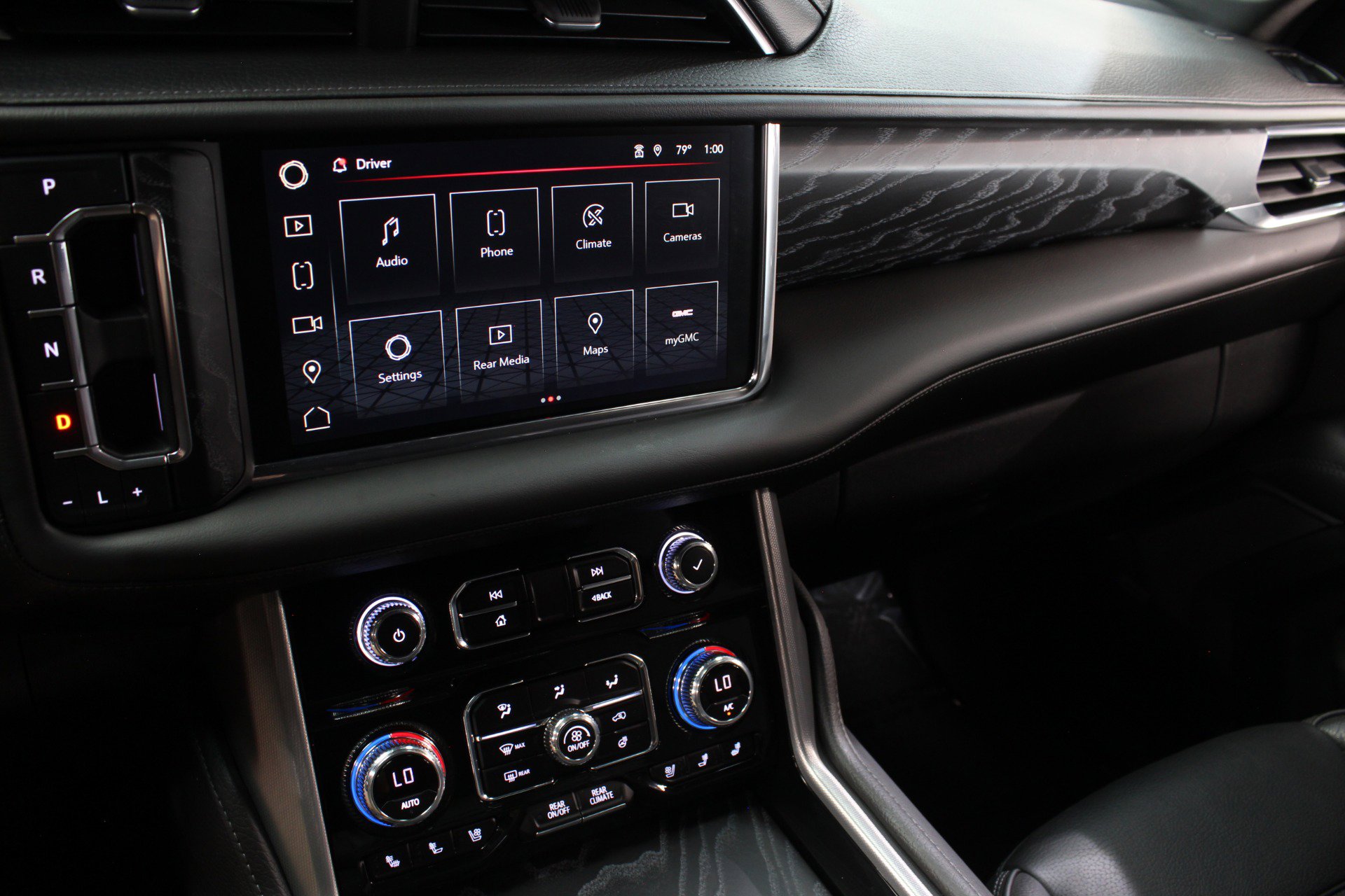 Used 2023 GMC Yukon Denali w/ Advanced Technology Package image 53