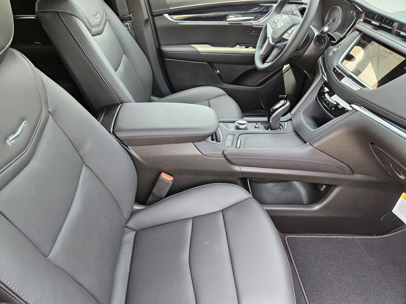 New 2026 Cadillac XT5 Luxury FWD image 10