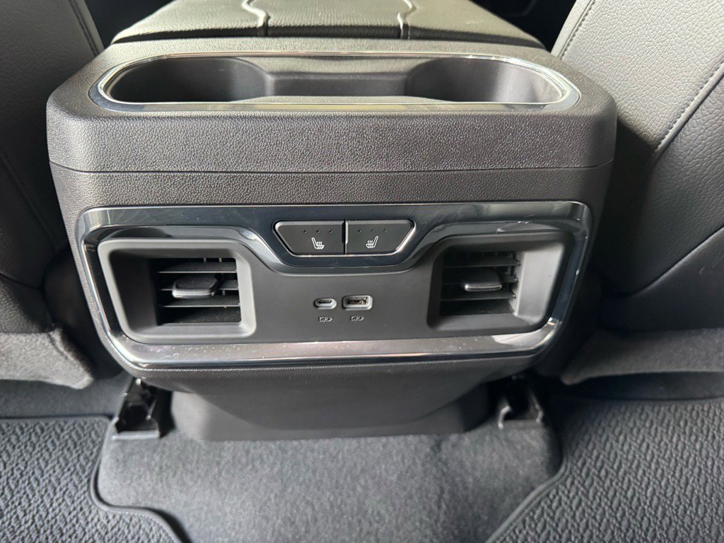Used 2024 GMC Sierra 1500 Denali w/ Technology Package image 15
