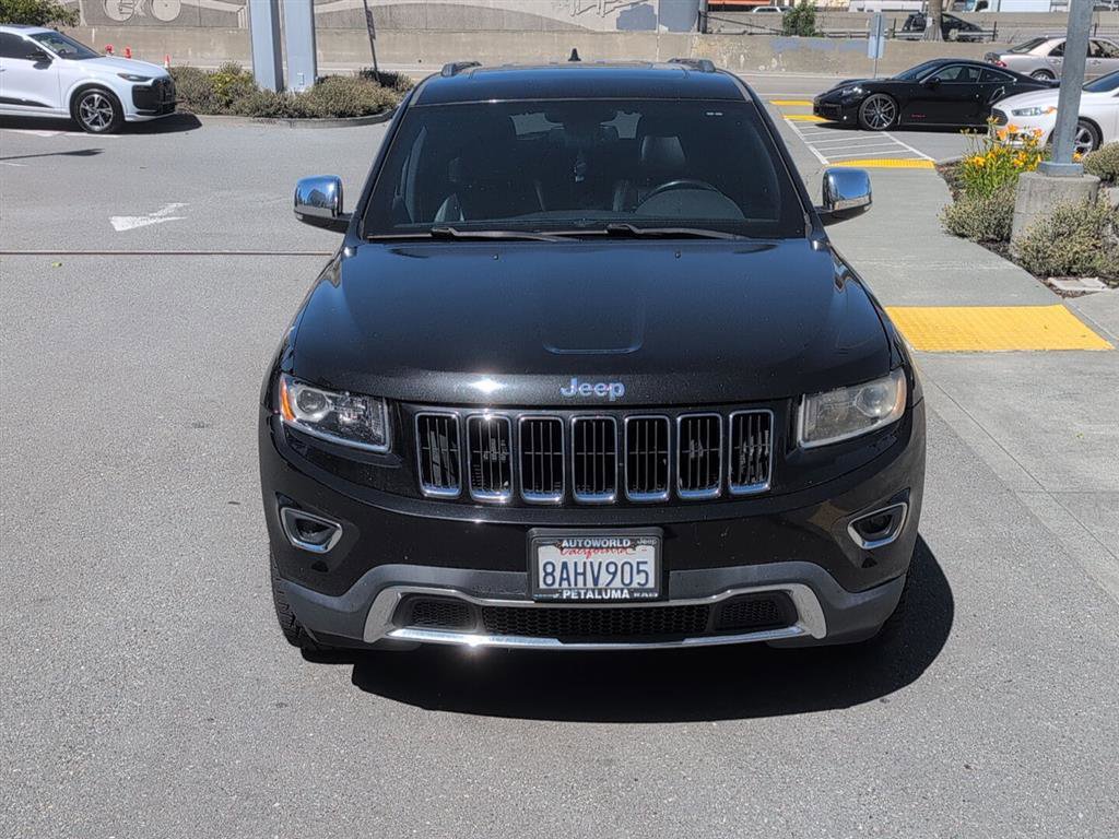Used 2014 Jeep Grand Cherokee Limited w/ Trailer Tow Group IV AWD/4WD image 3
