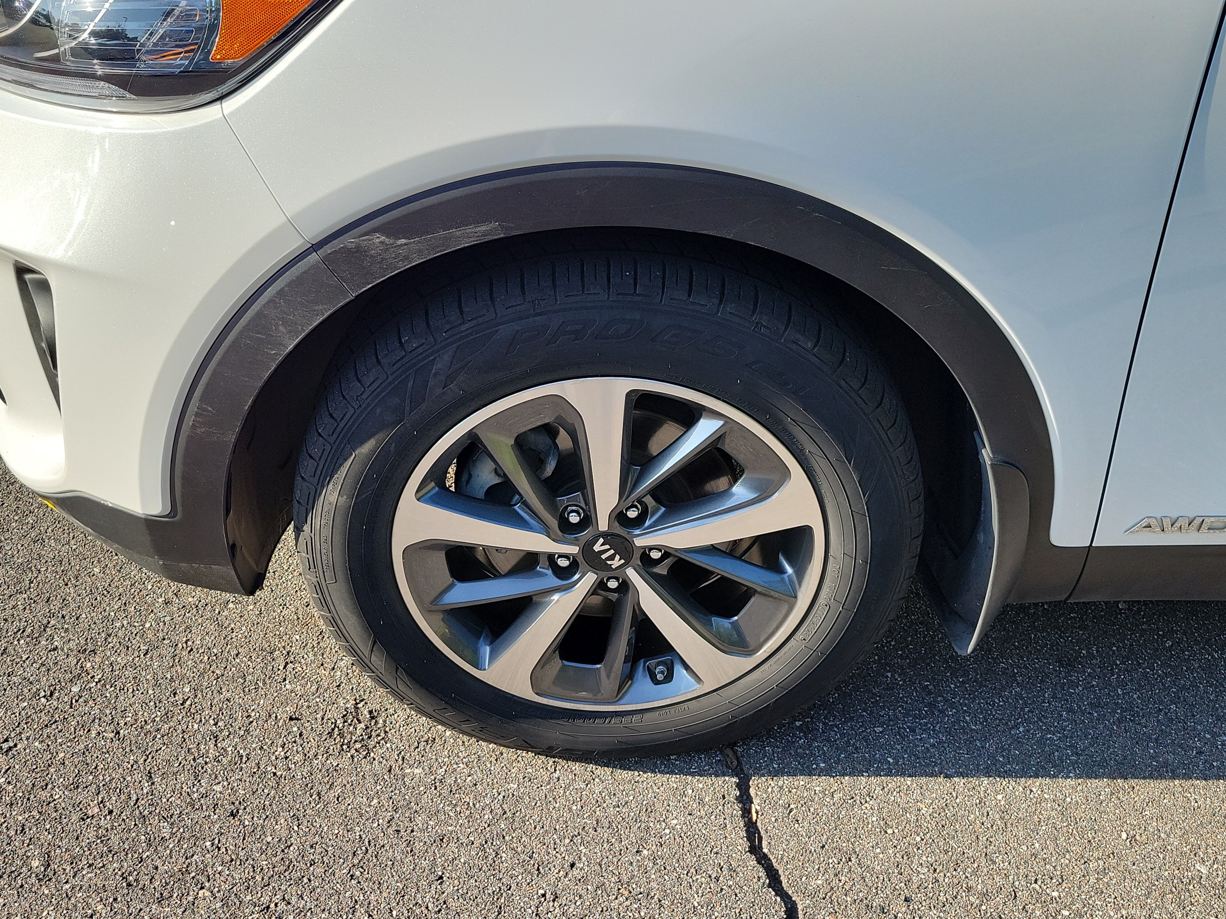 Used 2019 Kia Sorento EX AWD/4WD image 40