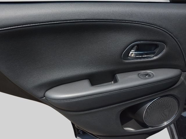 Used 2017 Honda HR-V EX-L image 15