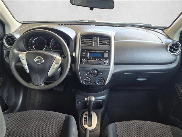 Used 2016 Nissan Versa SV w/ SV Appearance Package FWD image 12