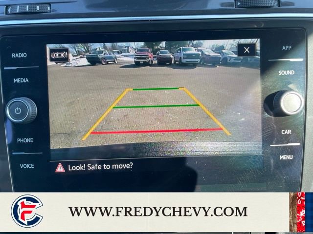 Used 2023 Volkswagen Tiguan SE image 18