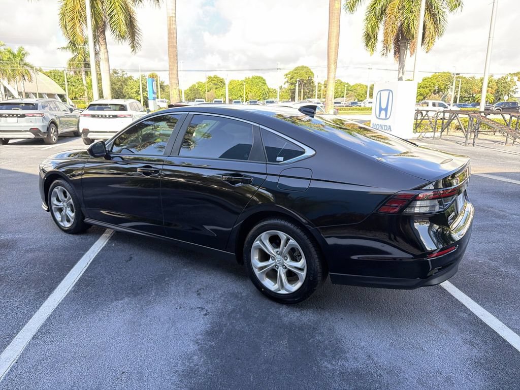 Certified 2023 Honda Accord LX image 8