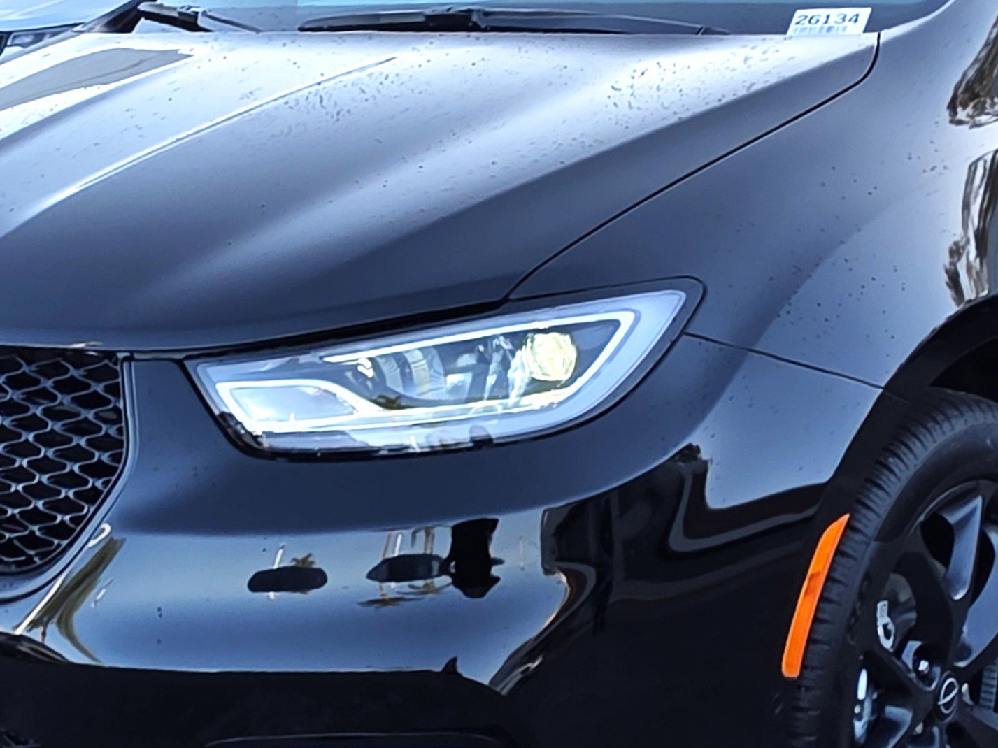 New 2026 Chrysler Pacifica Select w/ S Appearance Package image 8