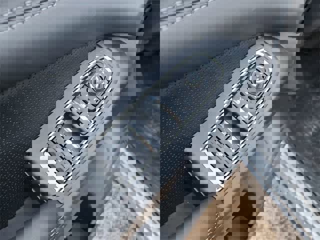 New 2025 Subaru Ascent Limited image 15