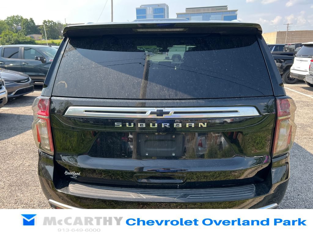 Used 2021 Chevrolet Suburban High Country w/ Premium Package AWD/4WD image 4