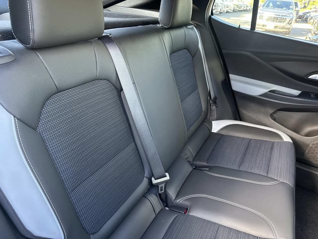 Used 2024 Buick Envista Preferred w/ Convenience II Package FWD image 13