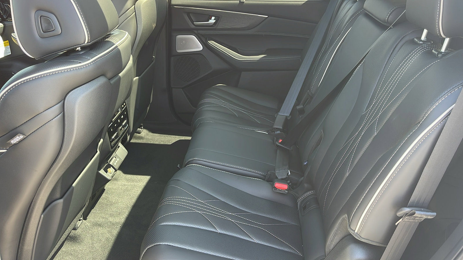 New 2026 Acura MDX SH-AWD w/ Advance Package image 10