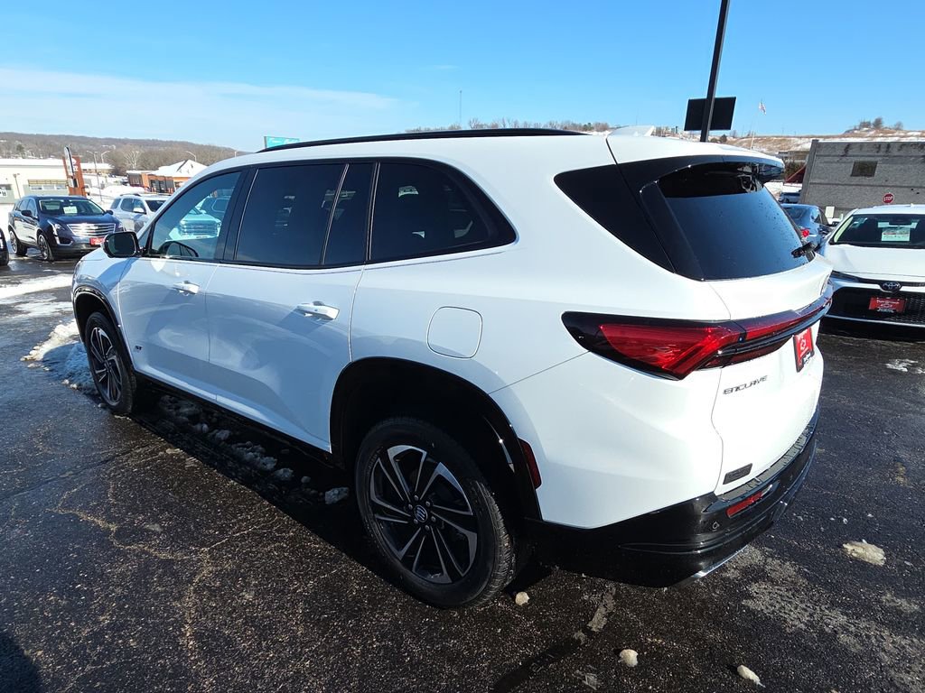 Used 2025 Buick Enclave Sport Touring image 6