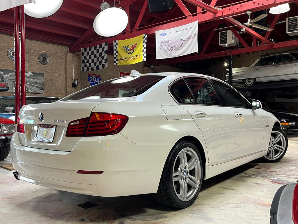 Used 2013 BMW 528i Sedan RWD image 4